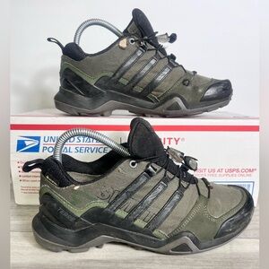 Adidas Terrex Swift R2 Waterproof shoes Men's 6 Outdoor Hiking Sneakers Comfy